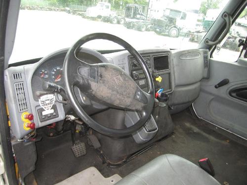 INTERNATIONAL 4300