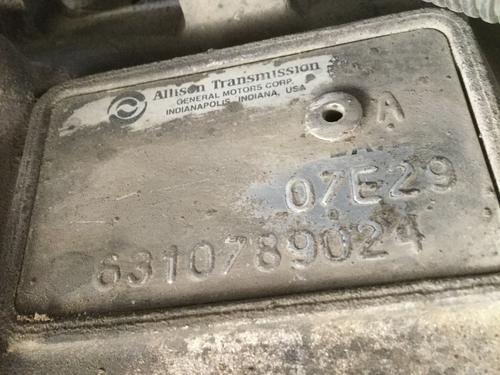 FREIGHTLINER M2 106