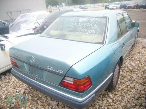 MERCEDES-BENZ MERCEDES 300D