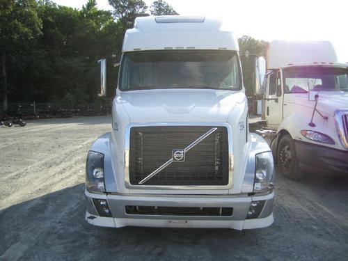 VOLVO VNL