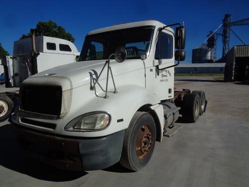 FREIGHTLINER COLUMBIA 120