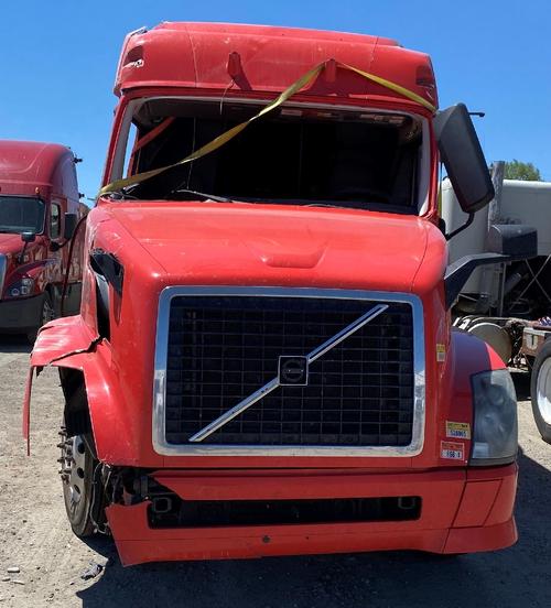 VOLVO VNL