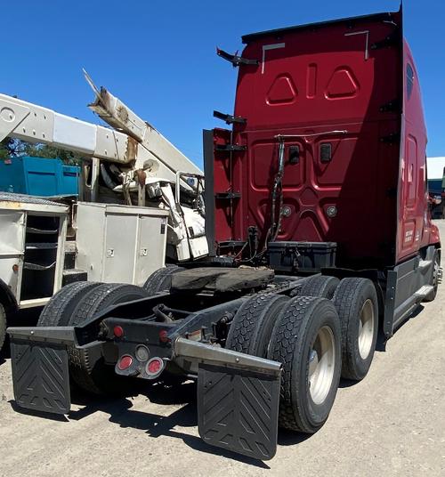 FREIGHTLINER CASCADIA 125