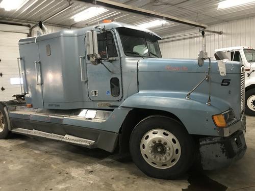 Freightliner FLD120