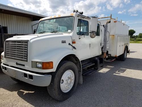 INTERNATIONAL 4900