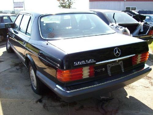 MERCEDES-BENZ MERCEDES 560