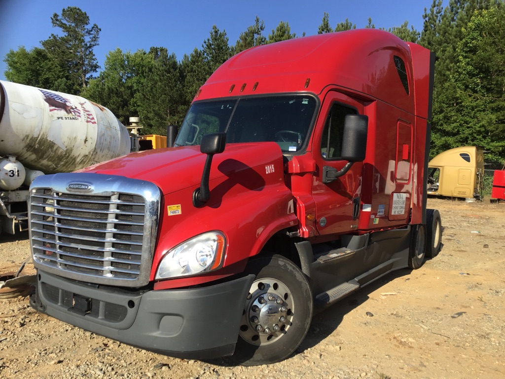 FREIGHTLINER CASCADIA 125