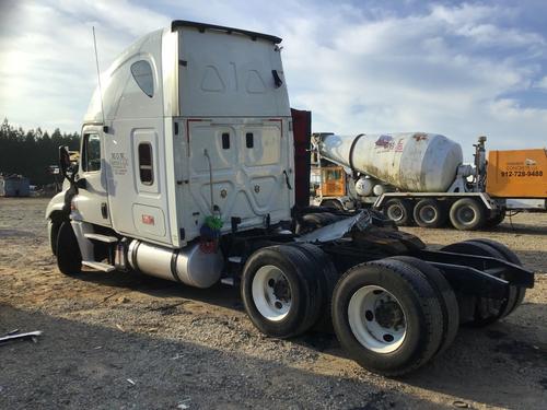 FREIGHTLINER CASCADIA 125