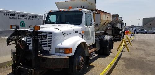 INTERNATIONAL 4900