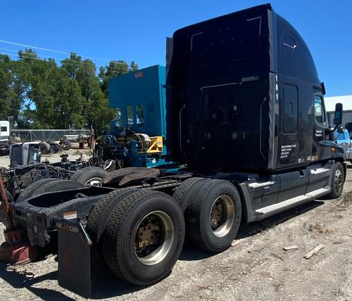 FREIGHTLINER CASCADIA 125