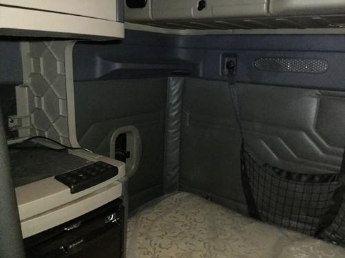 Freightliner CASCADIA