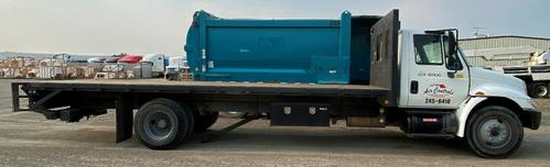 INTERNATIONAL 4300