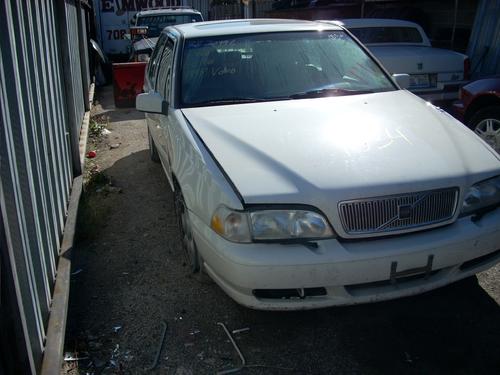 VOLVO VOLVO 70 SERIES
