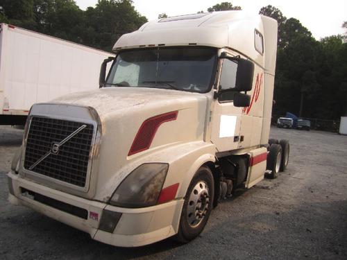 VOLVO VNL