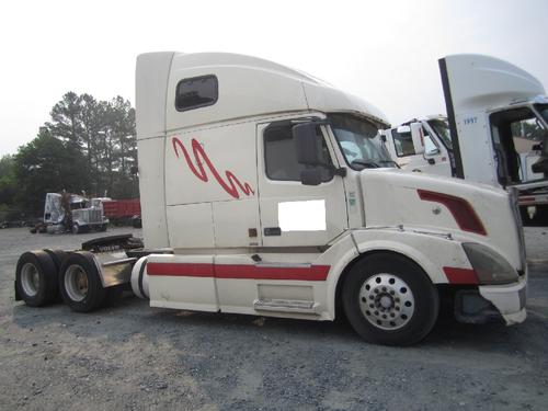 VOLVO VNL