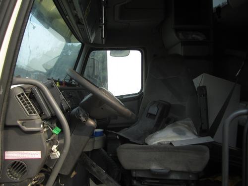 VOLVO VNL