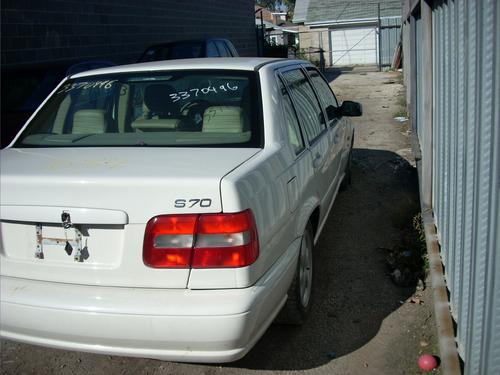 VOLVO VOLVO 70 SERIES