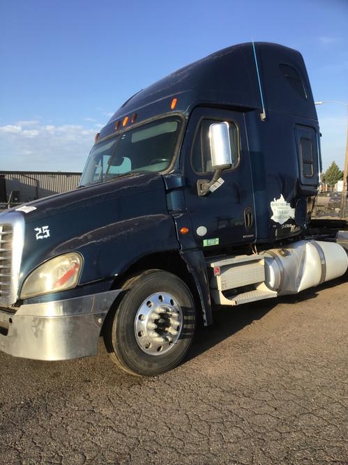 FREIGHTLINER CASCADIA 125