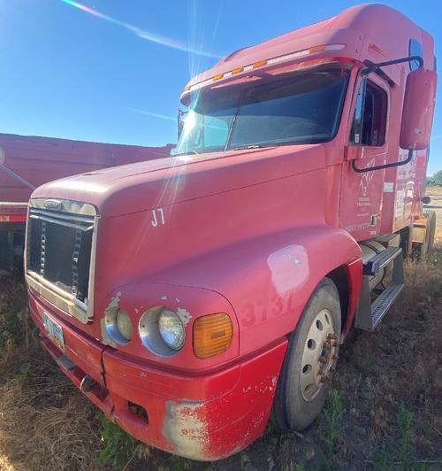 FREIGHTLINER CENTURY 120