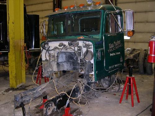 PETERBILT 377