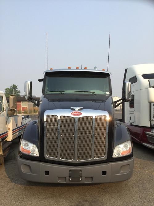 PETERBILT 579