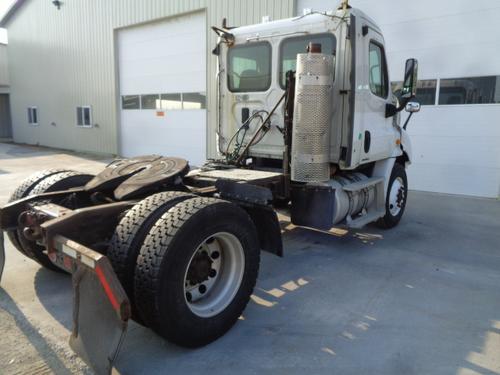 FREIGHTLINER CASCADIA 113