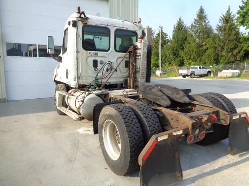 FREIGHTLINER CASCADIA 113