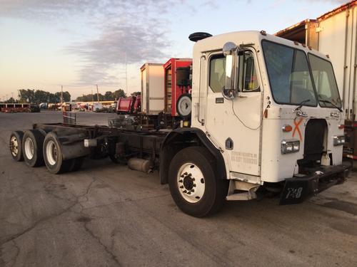 PETERBILT 320