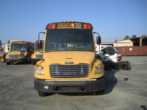 FREIGHTLINER B2