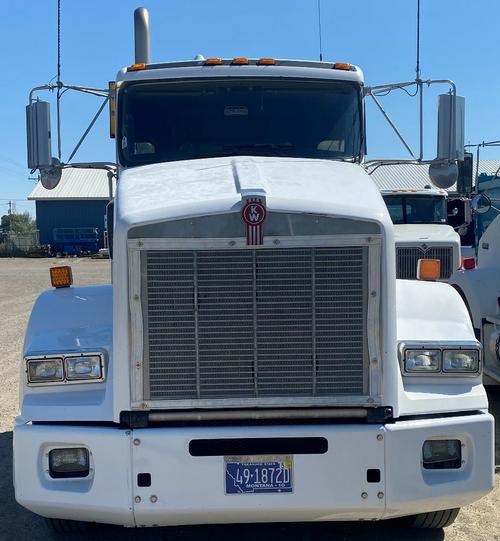KENWORTH T800B