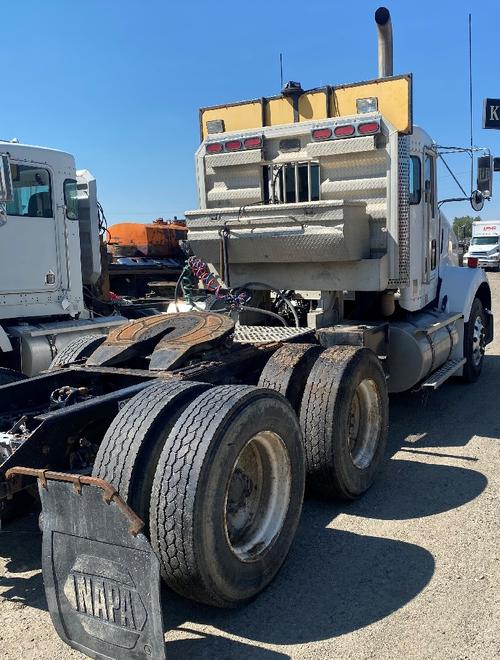 KENWORTH T800B