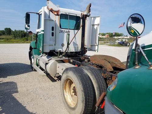 FREIGHTLINER COLUMBIA 112