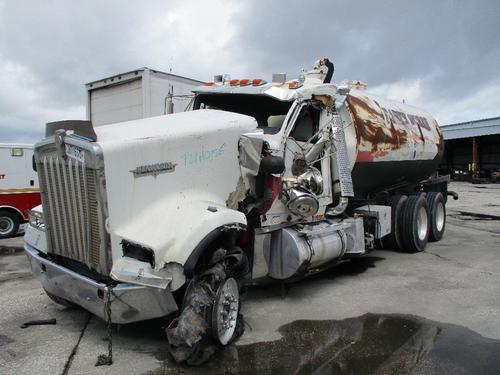 KENWORTH W900