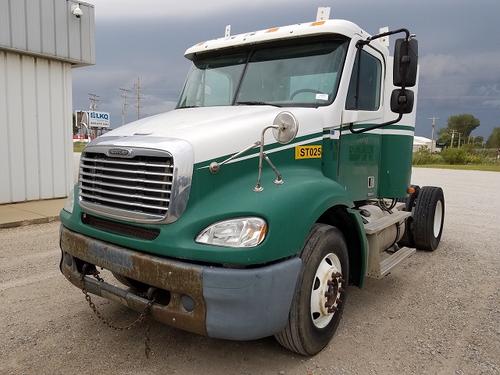 FREIGHTLINER COLUMBIA 112