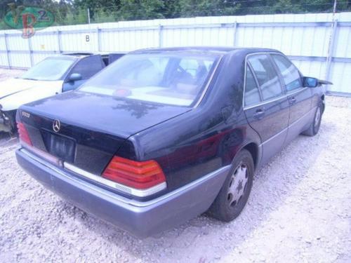 MERCEDES-BENZ MERCEDES 300E