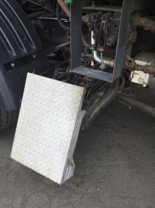 AUTOCAR WXLL (LOW LEVEL)