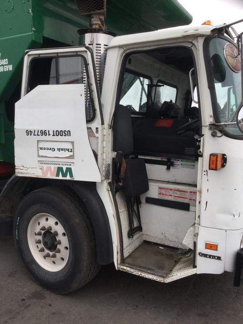 AUTOCAR WXLL (LOW LEVEL)