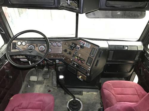 Freightliner FLD120