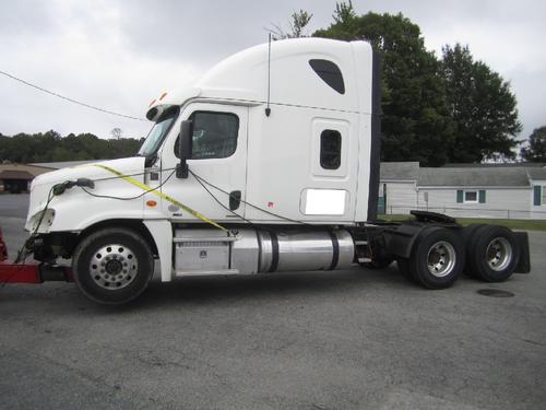 FREIGHTLINER CASCADIA 125