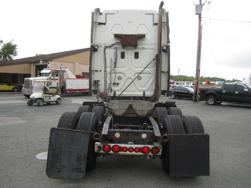 FREIGHTLINER CASCADIA 125