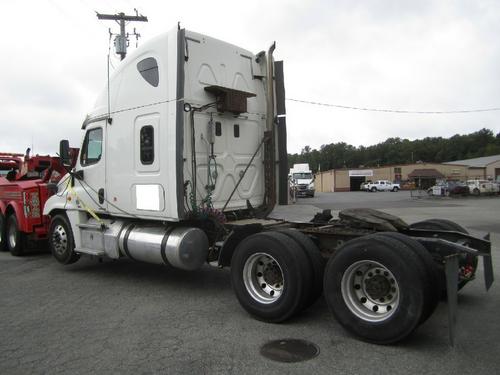 FREIGHTLINER CASCADIA 125