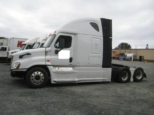 FREIGHTLINER CASCADIA 125