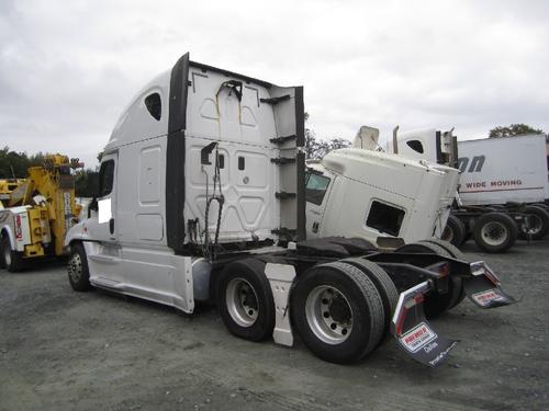 FREIGHTLINER CASCADIA 125