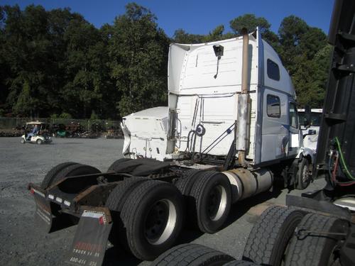 VOLVO VNL