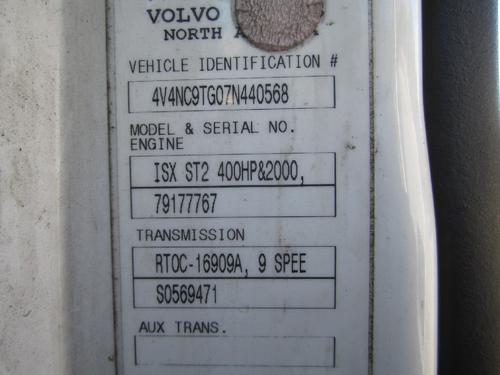 VOLVO VNL