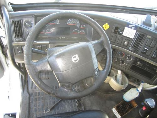 VOLVO VNL