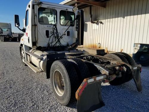 FREIGHTLINER CASCADIA 113