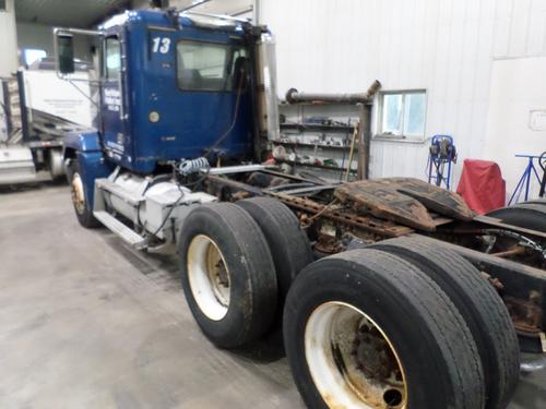FREIGHTLINER FLD120