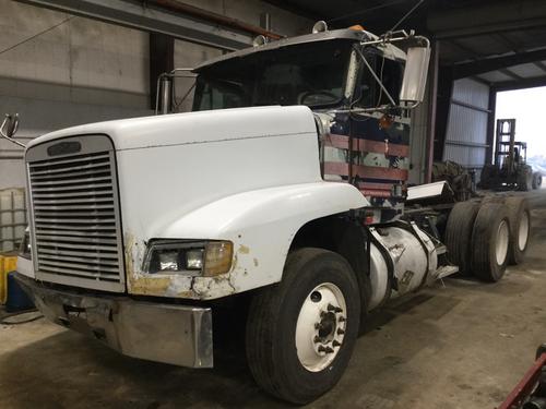 FREIGHTLINER FLD120
