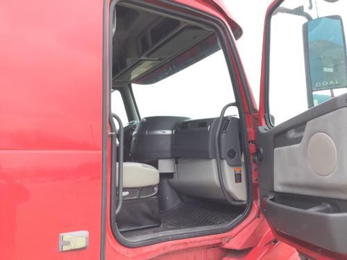 Volvo VNL